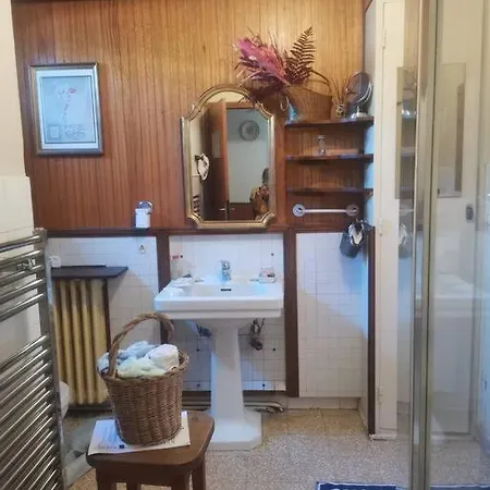 Maison Traditionnelle Sur Les Collines Nicoises Tatil Evi Nice