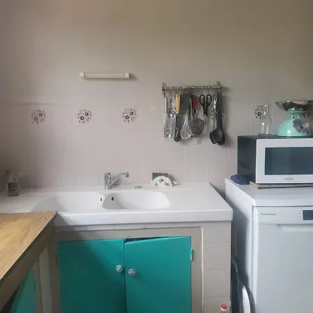 Maison Traditionnelle Sur Les Collines Nicoises *