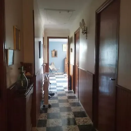 Maison Traditionnelle Sur Les Collines Nicoises