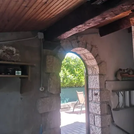Maison Traditionnelle Sur Les Collines Nicoises * نيس