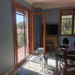 Maison Traditionnelle Sur Les Collines Nicoises Nizza